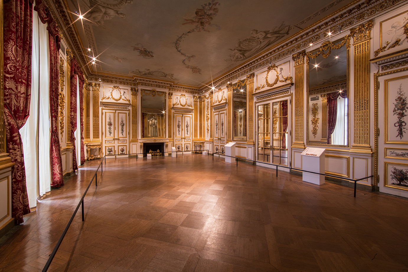 Salon Doré