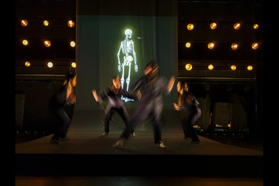 Actors in Smart People